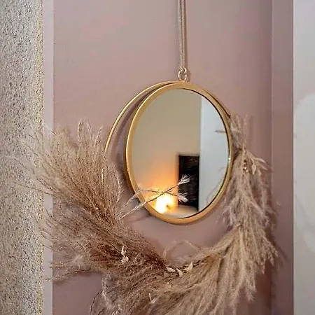 Liiiving In - Chic & Sweet *