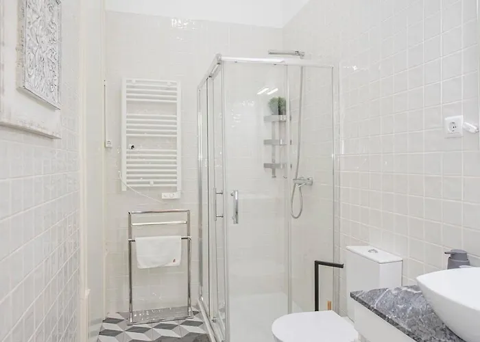 Liiiving In - Chic & Sweet Apartment Porto