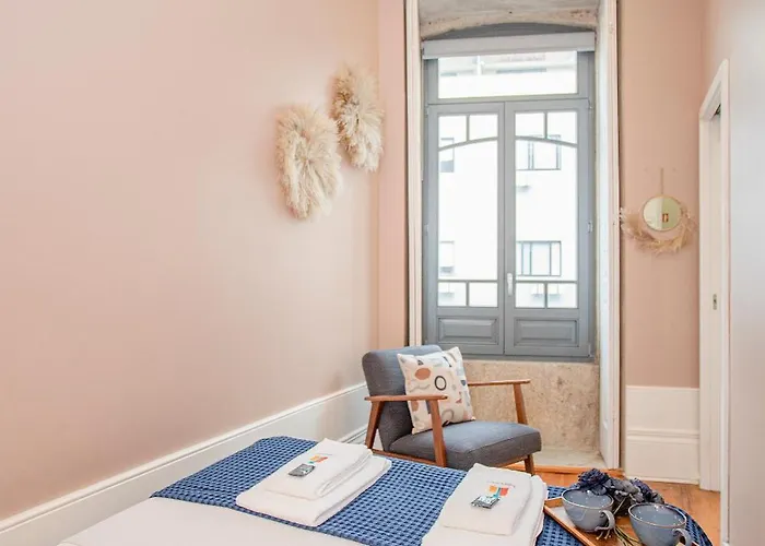 Liiiving In - Chic & Sweet Porto